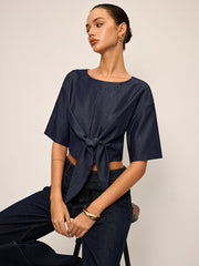 Önü Bağcıklı Kısa Üst