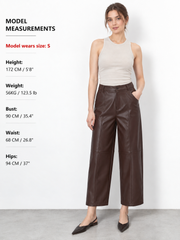 Ballanzia Dikiş Detaylı Suni Deri Crop Düz Paça Pantolon