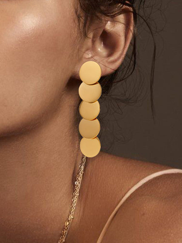 Bir Adım Daha İleri Damla Küpeler