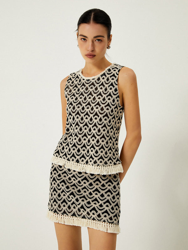 Tığ İşi Dalga Desenli Püsküllü Dekorlu Atlet