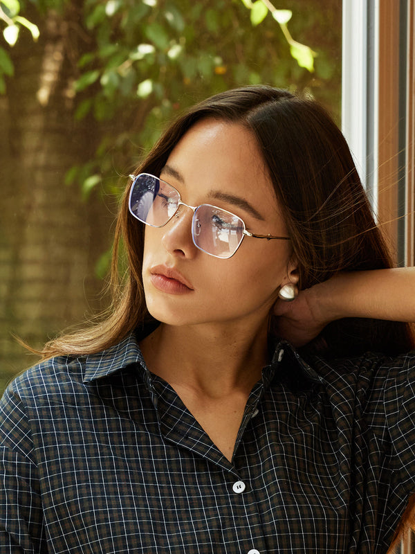 Zarif Kare Şekilli Bardaklar