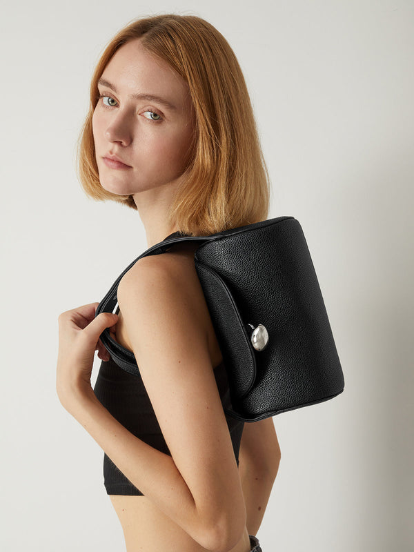 Dokulu Tokalı Kapaklı El Çantası