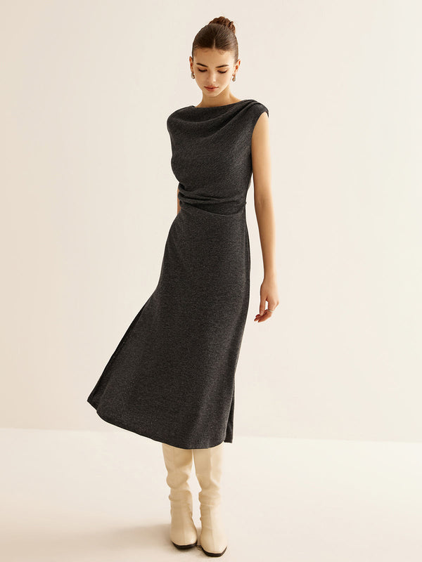 Ribanalı Kolsuz Pileli İnce Elbise