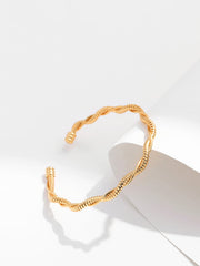 Minimalist Twist Açık Bileklik