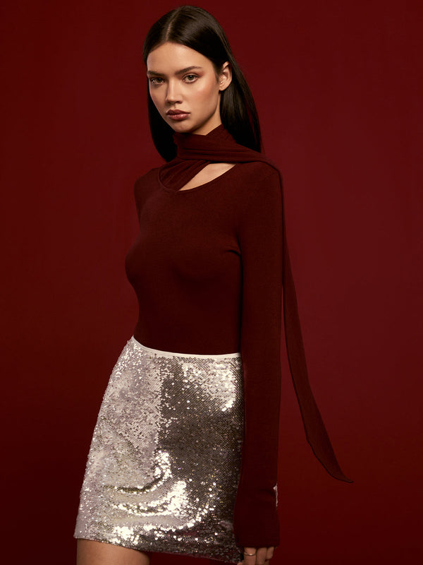 Minimalist Atkılı Forma Üst