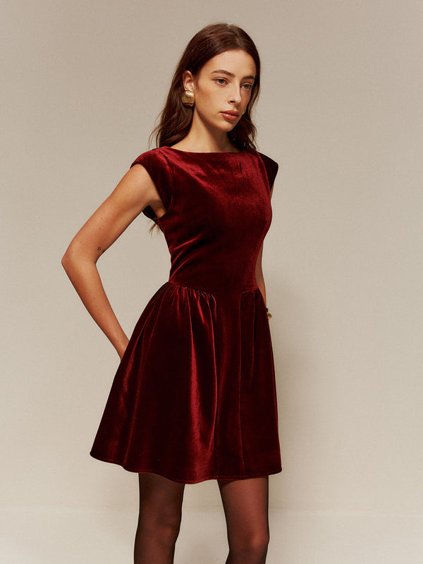 Kadife Pileli Kısa Elbise