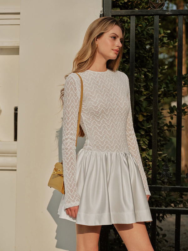 Yarı Şeffaf Dantel Saten Panelli Uzun Kollu Elbise