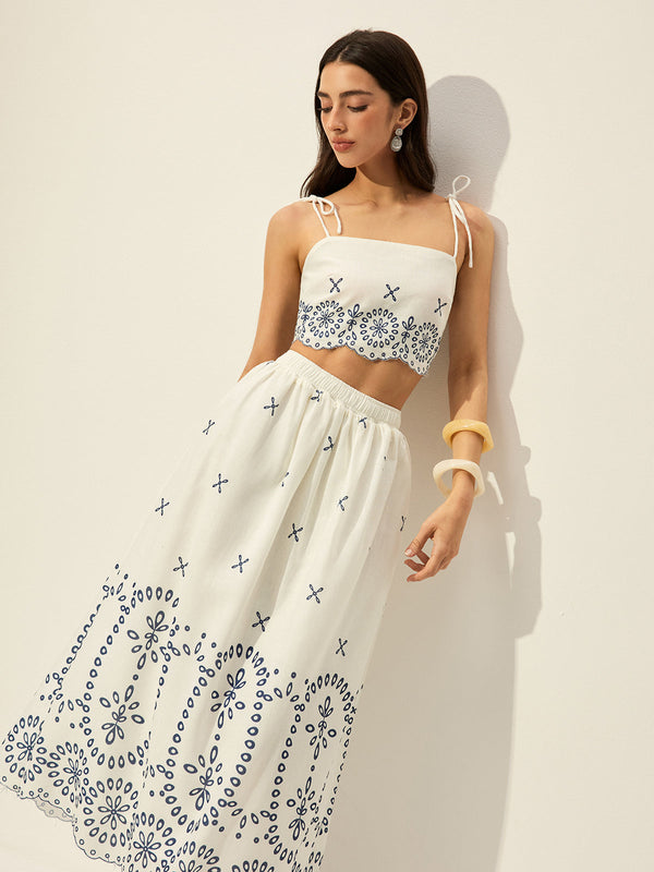 Etekli İşlemeli Kısa Üst Takımı