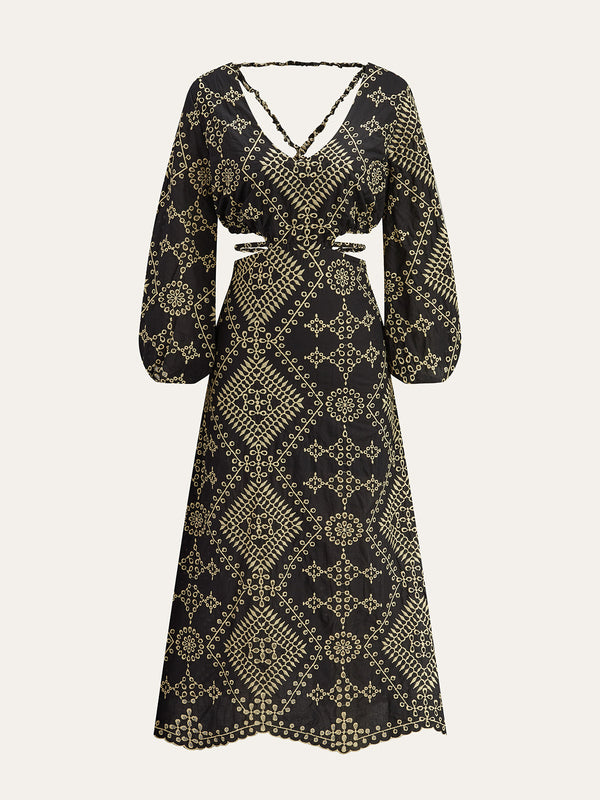 İşlemeli Kesikli Uzun Elbise