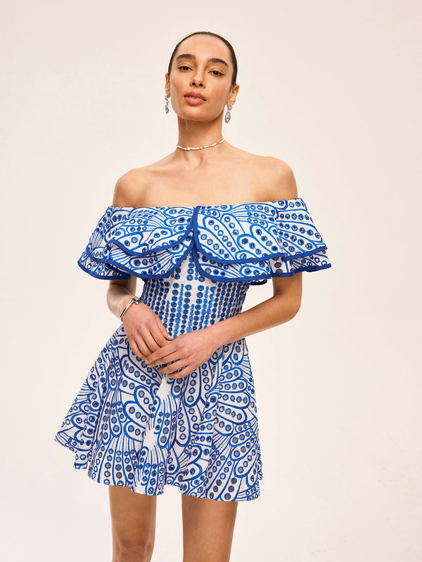 Yarı Şeffaf Omuzdan Bağlamalı Volanlı Elbise