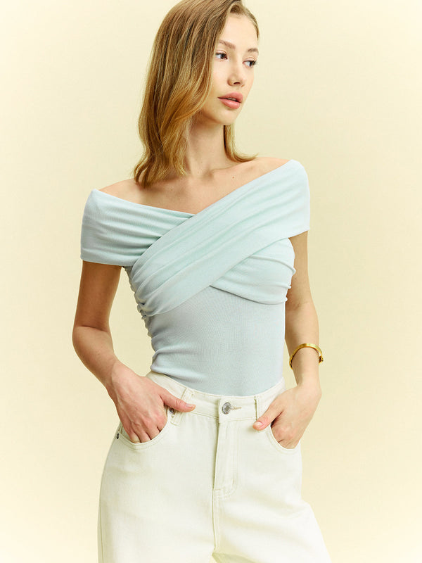 Omuzlar Açık Çapraz Üst