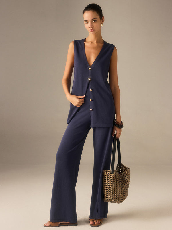 Altın Düğmeli Örgü Yelek Pantolon Takımı