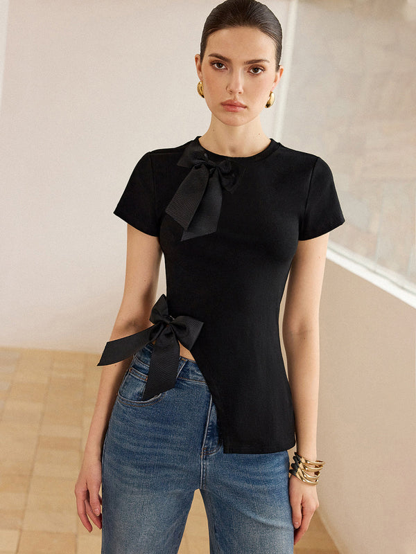 Asimetrik Etek Ucu 3D Fiyonk Detaylı Üst