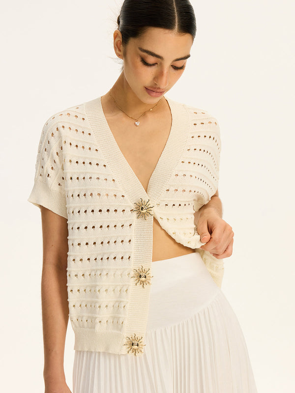 Gözlü Örgü Metal Düğmeli V Yaka Hırka