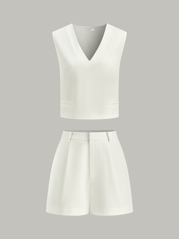 V Yaka Cepli Üst Ve Pileli Şort Takımı