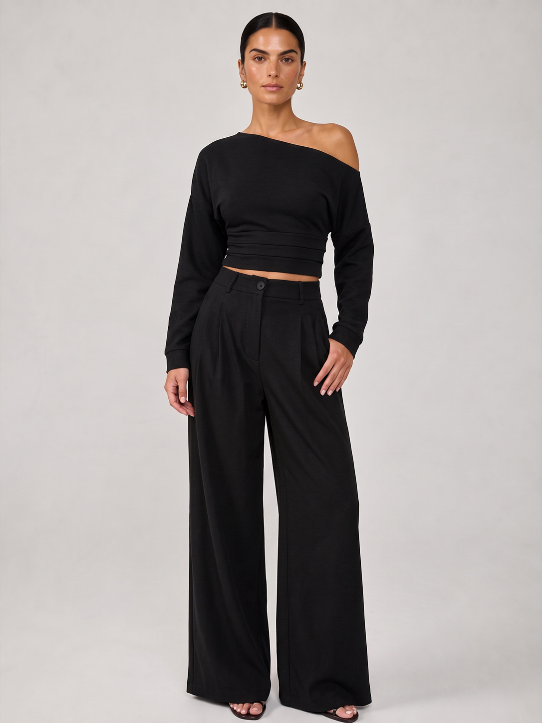 Ballanzia Düşük Omuz Crop Üst & Pantolon Takımı