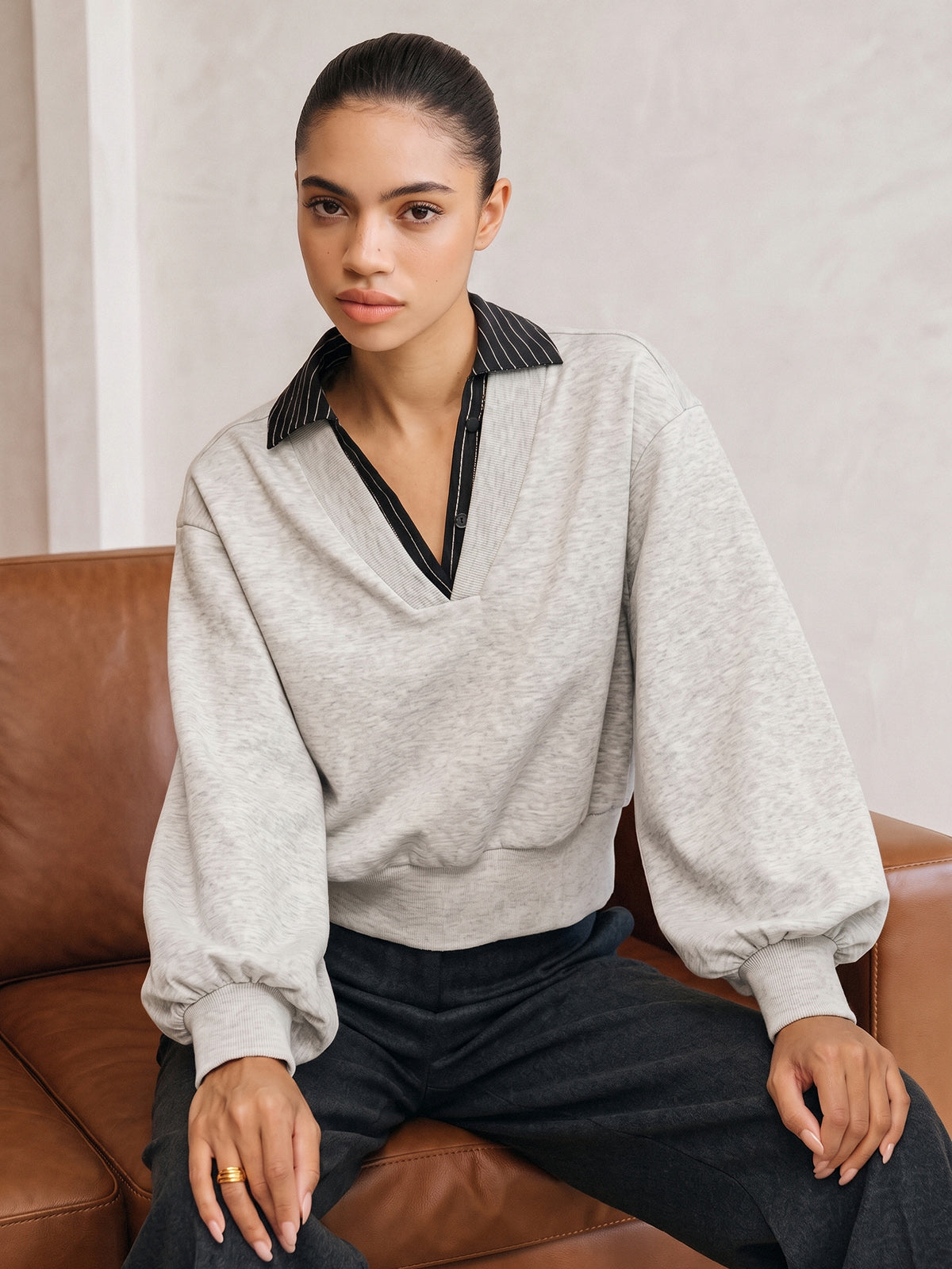 Ballanzia Çizgili Yakalı V Yaka Sweatshirt