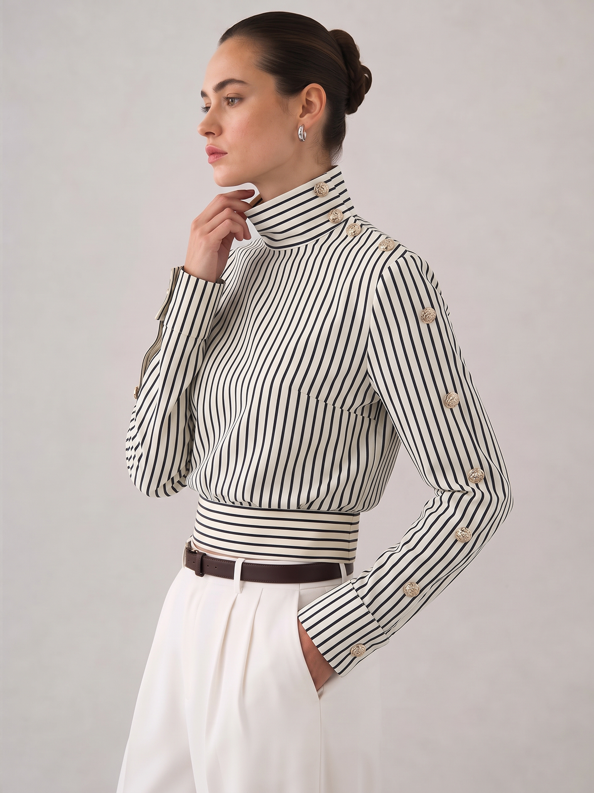 Ballanzia Çizgili Düğme Detaylı Crop Pamuk Keten Bluz