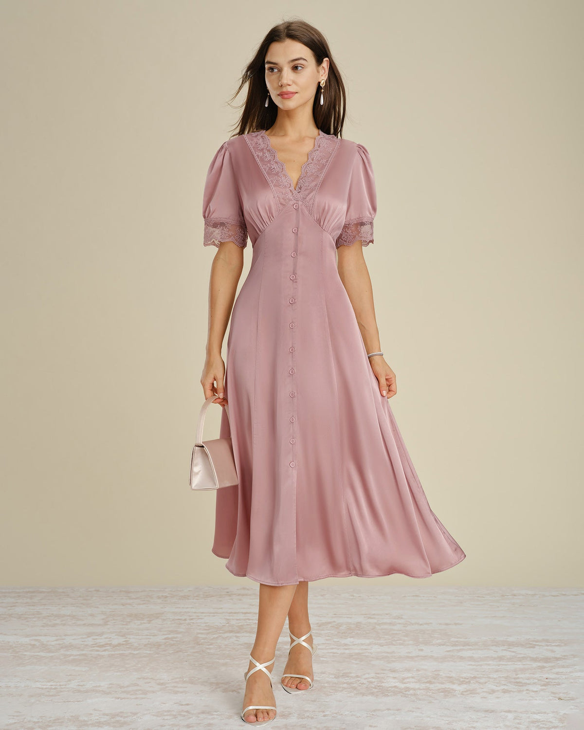 Pembe Dantelli Geçişli Saten Midi Elbise